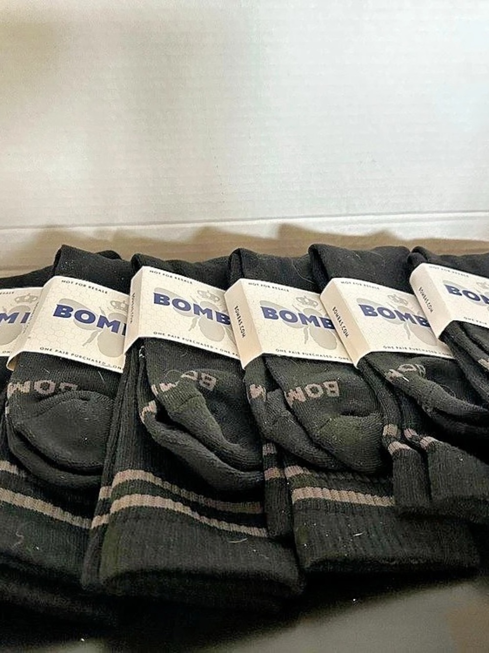Bombas ankle socks Striped in Black & Gray Size Large NWT